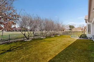 9404 Crestview Dr, Denton, TX 76207 - Photo 40