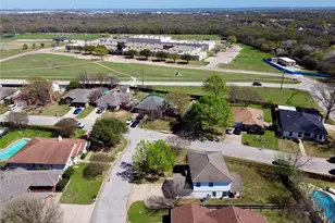 2700 Yorkfield Ct, Arlington, TX 76001 - Photo 30