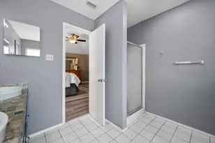 2700 Yorkfield Ct, Arlington, TX 76001 - Photo 10