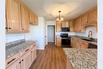 2808 Coventry Road, Crowley, TX 76036 - Photo 4