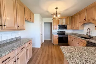 2808 Coventry Rd, Crowley, TX 76036 - Photo 4