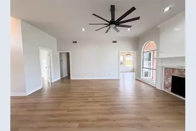 2808 Coventry Road, Crowley, TX 76036 - Photo 6