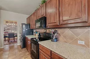 2006 Maxwell Ct, Aubrey, TX 76227 - Photo 10