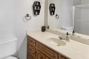 647 W Travis St, Dublin, TX 76446 - Photo 10