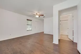 301 Lipscomb St, Cleburne, TX 76031 - Photo 12