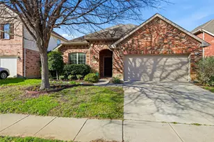 839 Lake Forest Trl, Little Elm, TX 75068 - Photo 2