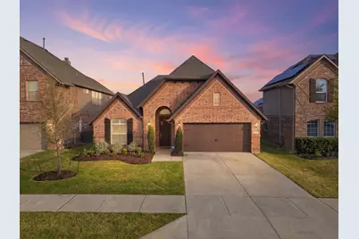 2913 Mandalay Drive, Little Elm, TX 75068 - Photo 2