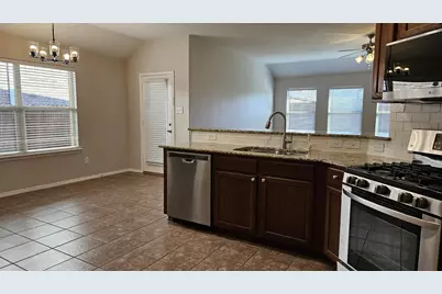 9721 Zaharias Drive, McKinney, TX 75072 - Photo 6