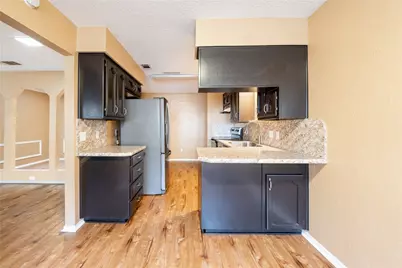 604 Windgate Court, Arlington, TX 76012 - Photo 6