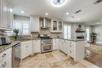 4554 Saint Landry Drive, Dallas, TX 75214 - Photo 16