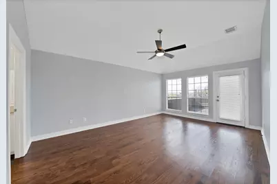 1015 W Bluff Street, Fort Worth, TX 76102 - Photo 26