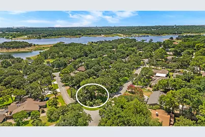 3526 Lakeridge Drive, Grapevine, TX 76051 - Photo 2