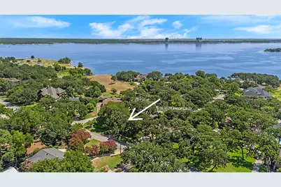 3526 Lakeridge Drive, Grapevine, TX 76051 - Photo 1