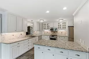 3526 Lakeridge Dr, Grapevine, TX 76051 - Photo 10