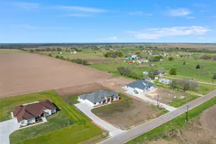 995 Galaxy Rd, Woodway, TX 76712 - Photo 34