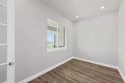 995 Galaxy Road, Woodway, TX 76712 - Photo 4