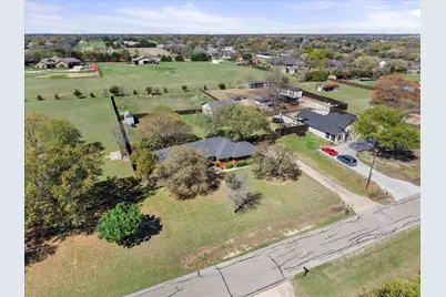 703 Buckboard Street, Ovilla, TX 75154 - Photo 8