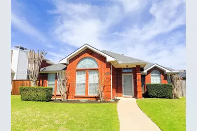 2213 Chapman Drive, Carrollton, TX 75010 - Photo 2