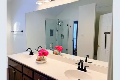 2213 Chapman Drive, Carrollton, TX 75010 - Photo 12