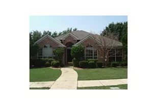 10909 Reisling Dr, Frisco, TX 75035 - Photo 2