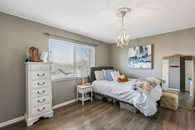 405 Stoneleigh Circle, Lake Dallas, TX 75065 - Photo 24