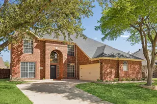 405 Stoneleigh Cir, Lake Dallas, TX 75065 - Photo 1