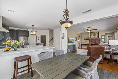 405 Stoneleigh Circle, Lake Dallas, TX 75065 - Photo 6