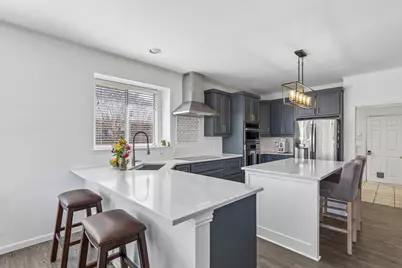 405 Stoneleigh Circle, Lake Dallas, TX 75065 - Photo 12