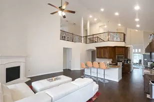 4820 Mulholland Dr, Plano, TX 75074 - Photo 4