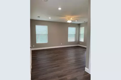 422 W Coffin Street, Denison, TX 75020 - Photo 4