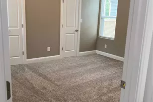 422 W Coffin St, Denison, TX 75020 - Photo 8