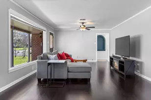 3801 Erath Ave, Waco, TX 76710 - Photo 10