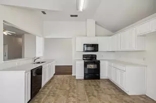 1914 Lennox Ln, Arlington, TX 76018 - Photo 8