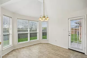 1914 Lennox Ln, Arlington, TX 76018 - Photo 12