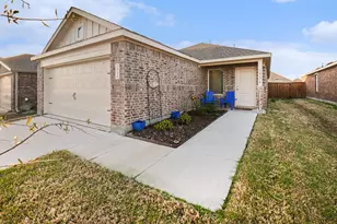 14174 Inglebert St, Pilot Point, TX 76258 - Photo 2