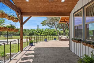 384 Ft Graham Rd, Waco, TX 76705 - Photo 4