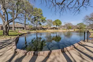 2415 Lakeview Cir, Arlington, TX 76013 - Photo 12