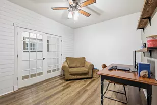 253 Calvert St, Waxahachie, TX 75165 - Photo 14