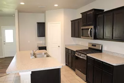 16628 Milwaukee Street, Justin, TX 76247 - Photo 4