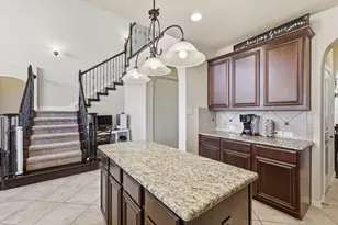 1029 Albany Dr, Fort Worth, TX 76131 - Photo 6