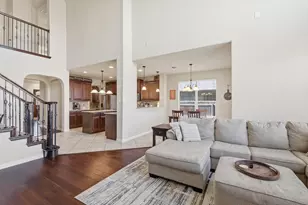 1029 Albany Dr, Fort Worth, TX 76131 - Photo 8