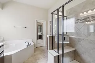 1029 Albany Dr, Fort Worth, TX 76131 - Photo 16