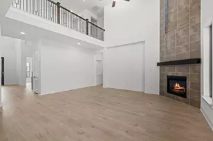 933 Mumms Fld Dr, Fort Worth, TX 76247 - Photo 6