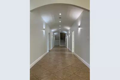 5225 S Cockrell Hill Road, Dallas, TX 75236 - Photo 8