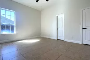 5225 S Cockrell Hill Rd, Dallas, TX 75236 - Photo 24