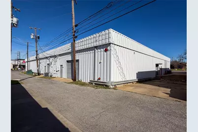 210 S Armstrong Avenue, Denison, TX 75020 - Photo 12