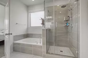 2914 Long Slope Rd, Arlington, TX 76001 - Photo 16