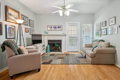 1601 Marsh Lane #208, Carrollton, TX 75006 - Photo 2