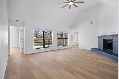 6111 Maple Leaf Drive, Arlington, TX 76017 - Photo 4