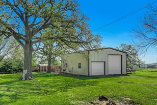 62 Sanders Rd, Whitesboro, TX 76273 - Photo 16